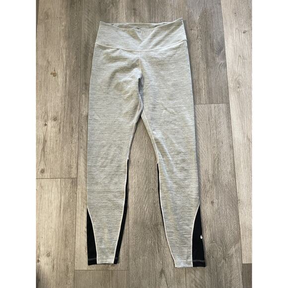 Nike Women's Dri-Fit Gray Silver Black Mesh Detail Workout - Picture 1 of 7